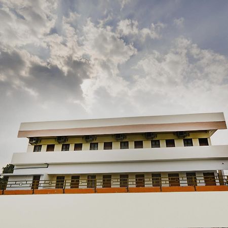 Hotel O Aruthraa Residency Podanur Exterior foto